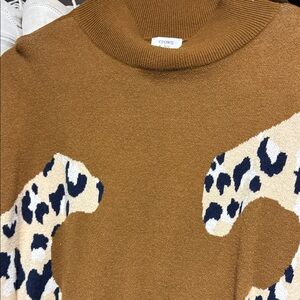 Crown and ivy Brown Leopard Print Sweater xl